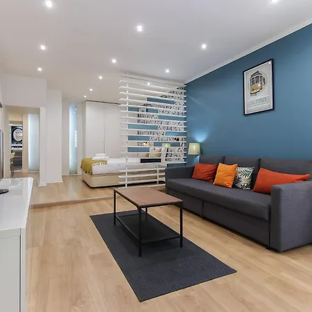 Apartment Downtown Charming Ii By Homing