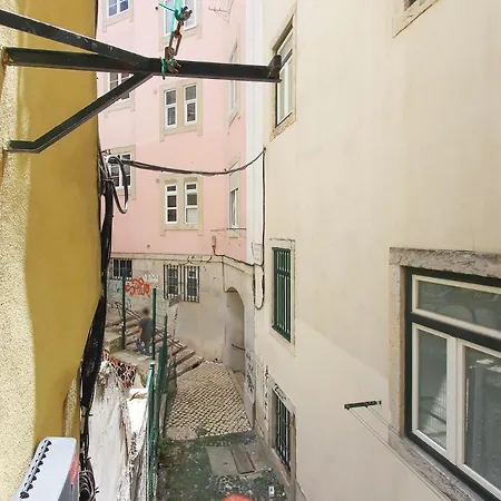 Apartman Downtown Charming Ii By Homing